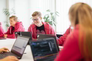 devops-palvelut-ohjelmistokehitys-artikkelikuva