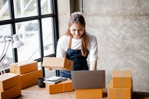 beautiful-business-owner-opens-online-store-she-is-checking-orders-from-customers-sending-goods-through-courier-company-concept-woman-opening-online-business